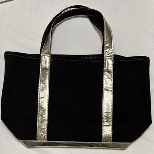 Awesome tote for any outing! Black with gold accents.